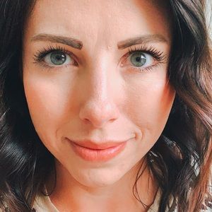 Meet your Posher, Jenny